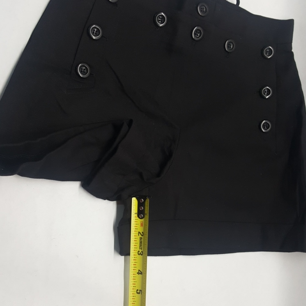 Cache High Waisted Nautical Style Shorts. - Picture 6 of 8